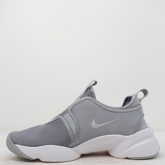 99847-previewer.jpg Nike Loden Grey Gray White Lightweight Sneakers 896298-002 Women\'s Size 6.5